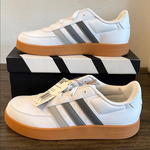 NIB [Adidas] Breaknet 2.0K Tennis Shoes Casual Sneakers White/Gray Youth 5 / W 6 - Picture 6 of 13